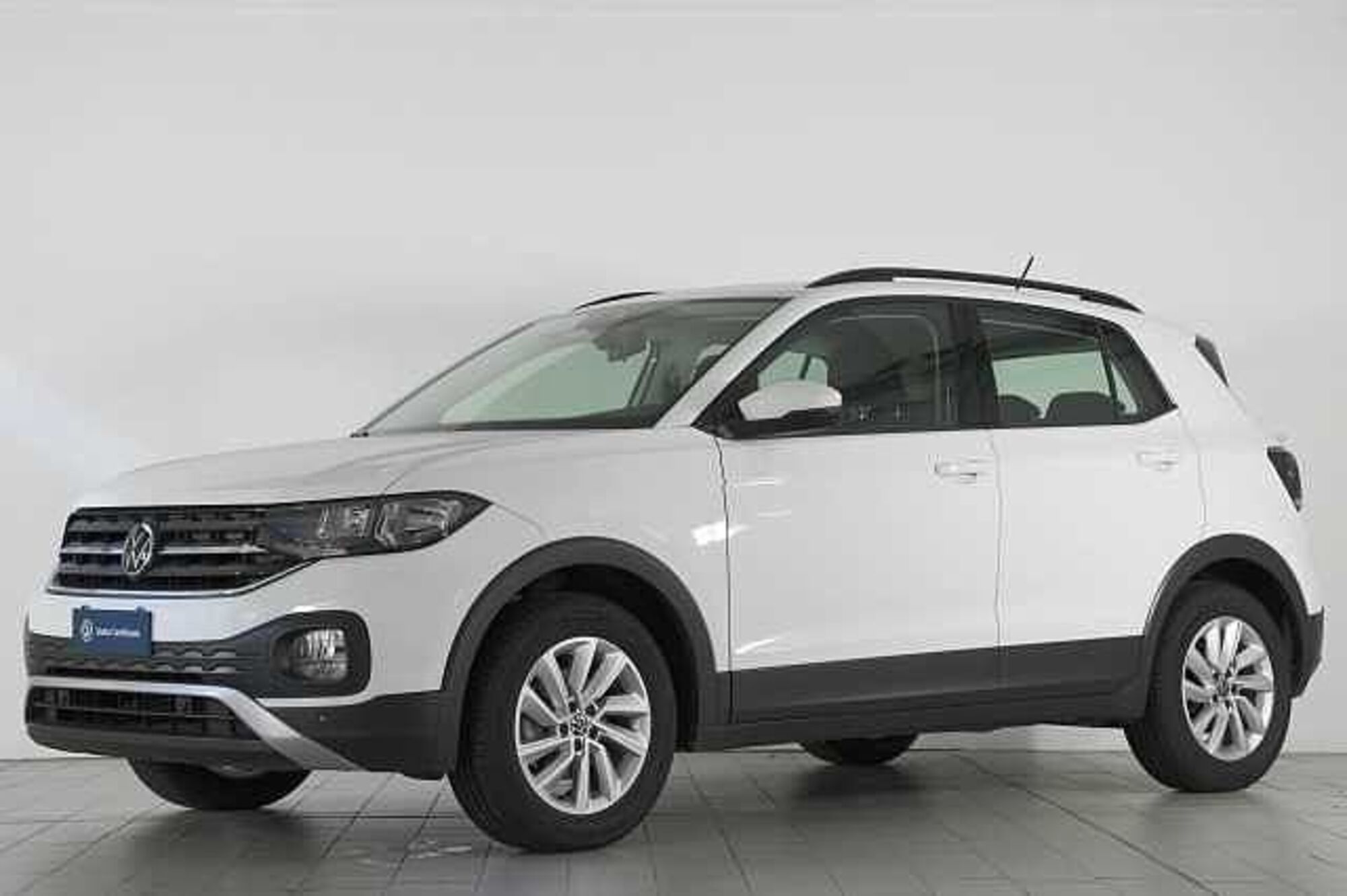 Volkswagen T-Cross 1.0 tsi Edition 95cv del 2021 usata a Barni