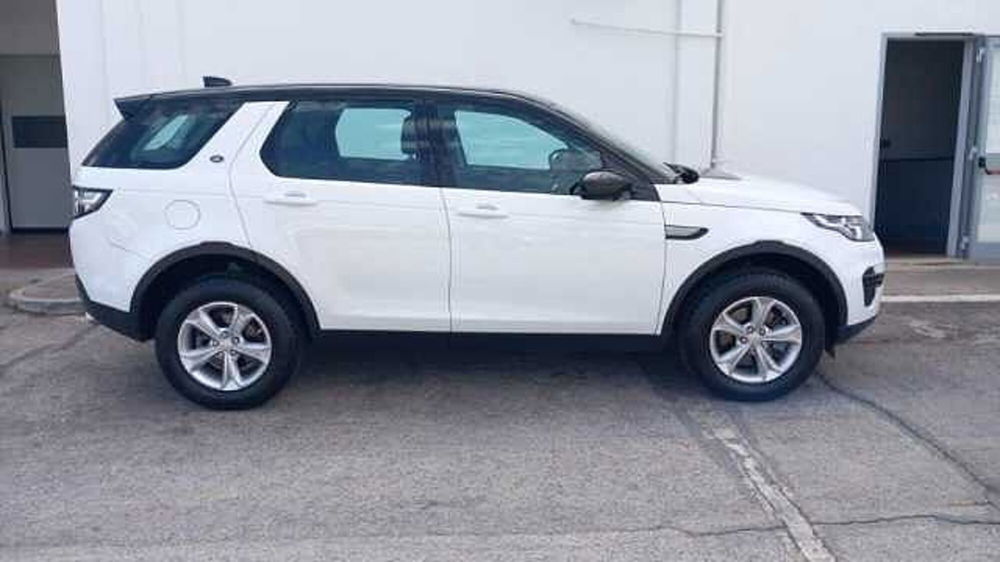 Land Rover Discovery Sport usata a Barletta-Andria-Trani (2)