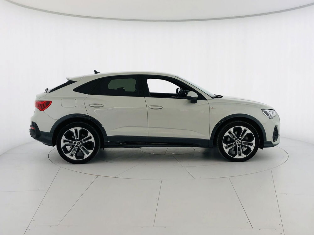 Audi Q3 Sportback usata a Massa-Carrara (6)