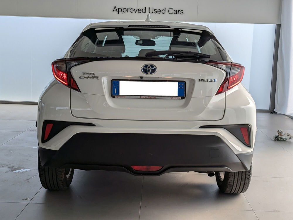 Toyota Toyota C-HR usata a Pescara (4)