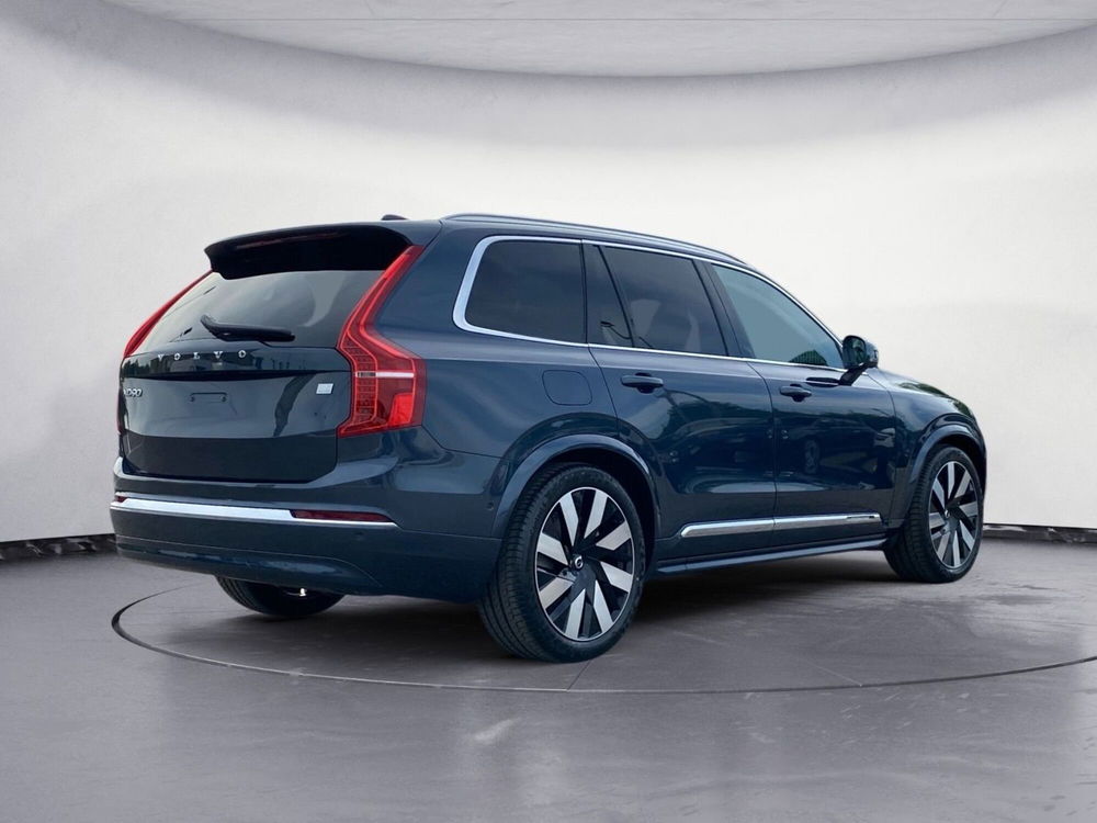 Volvo XC90 nuova a Pordenone (5)