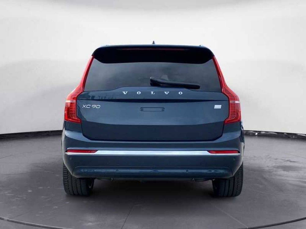 Volvo XC90 nuova a Pordenone (4)