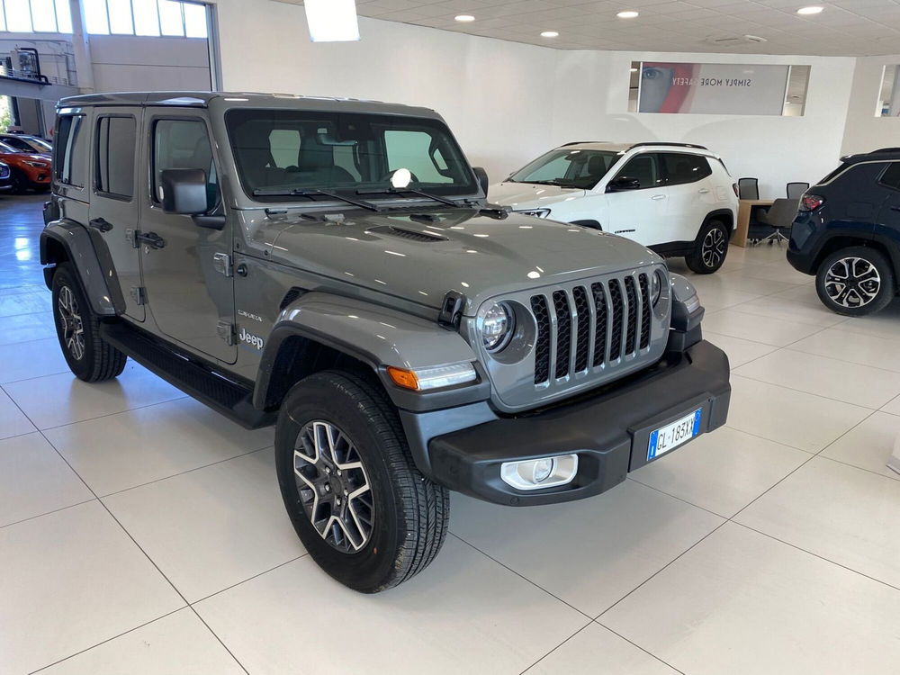 Jeep Wrangler Unlimited nuova a Parma