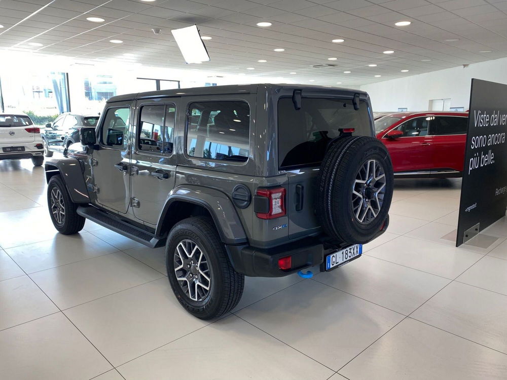 Jeep Wrangler Unlimited nuova a Parma (8)