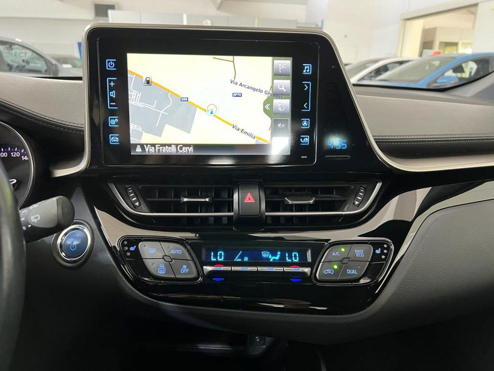 Toyota Toyota C-HR usata a Parma (14)