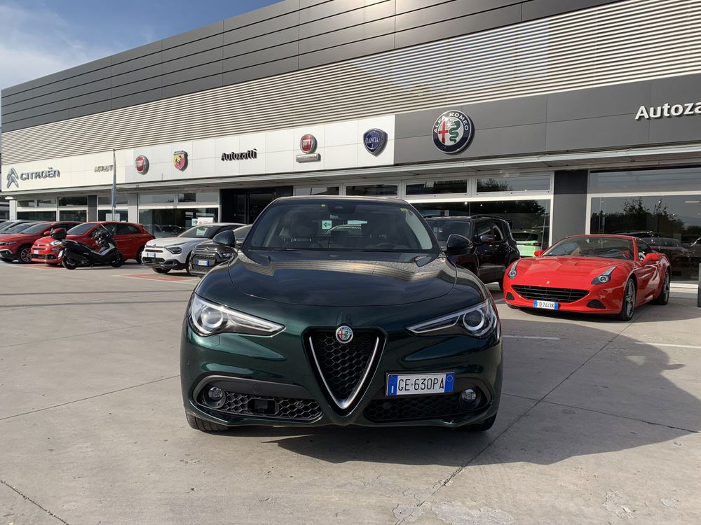 Alfa Romeo Stelvio usata a Parma (8)