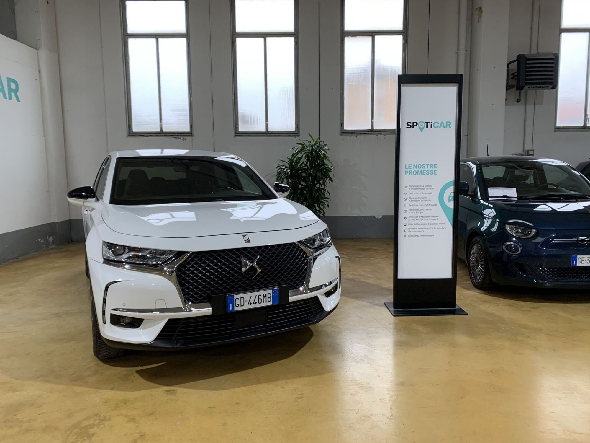 Ds DS 7 DS 7 Crossback E-Tense 4x4 Business  del 2021 usata a Parma