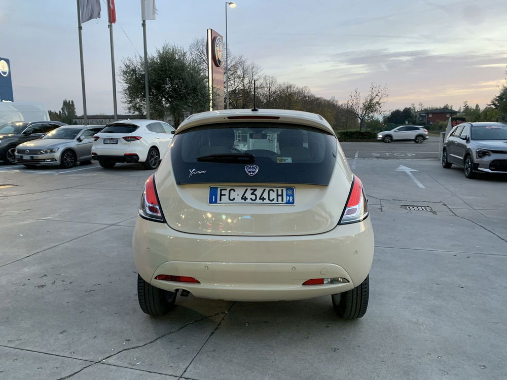 Lancia Ypsilon usata a Parma (4)