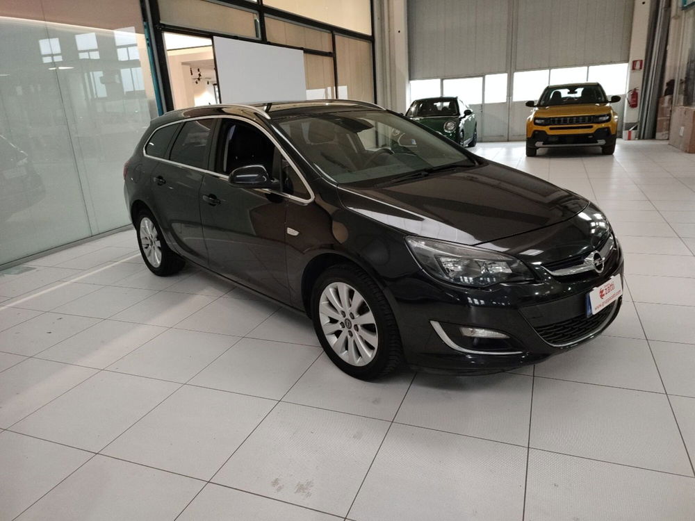 Opel Astra Station Wagon usata a Parma (8)