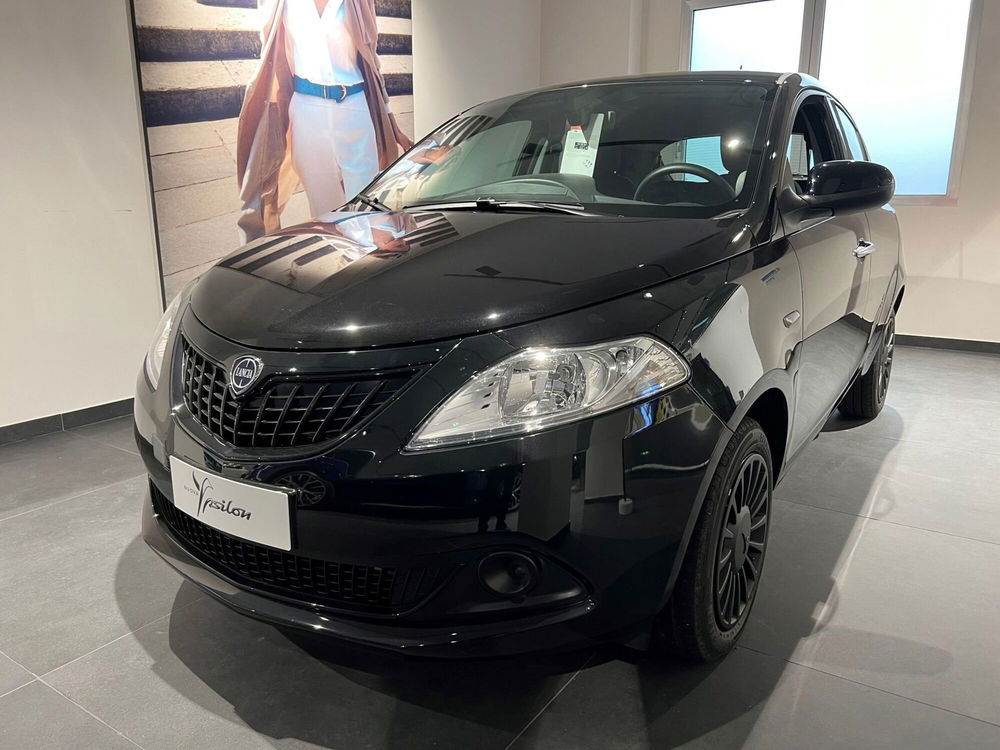 Lancia Ypsilon nuova a Parma (3)