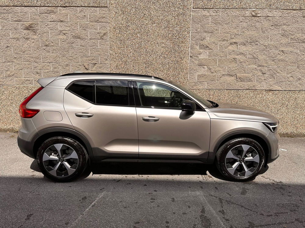 Volvo XC40 usata a Bergamo (6)