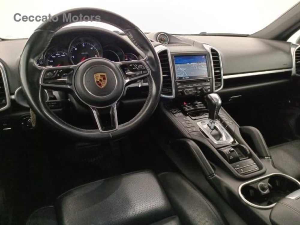 Porsche Cayenne usata a Padova (6)