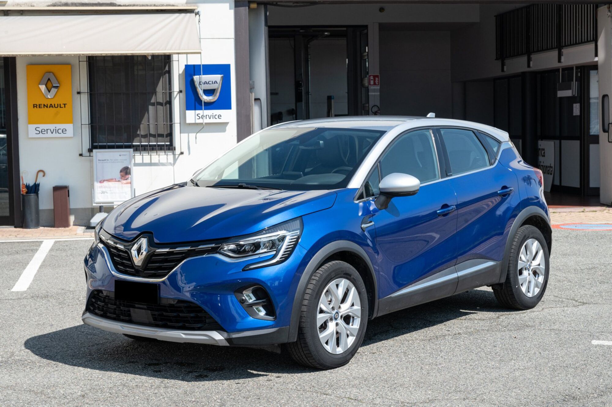 Renault Captur Plug-in Hybrid E-Tech 160 CV Intens  del 2020 usata a Cirie&#039;