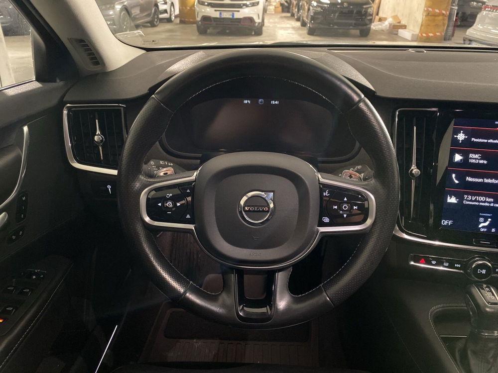 Volvo V90 Cross Country usata a Varese (11)