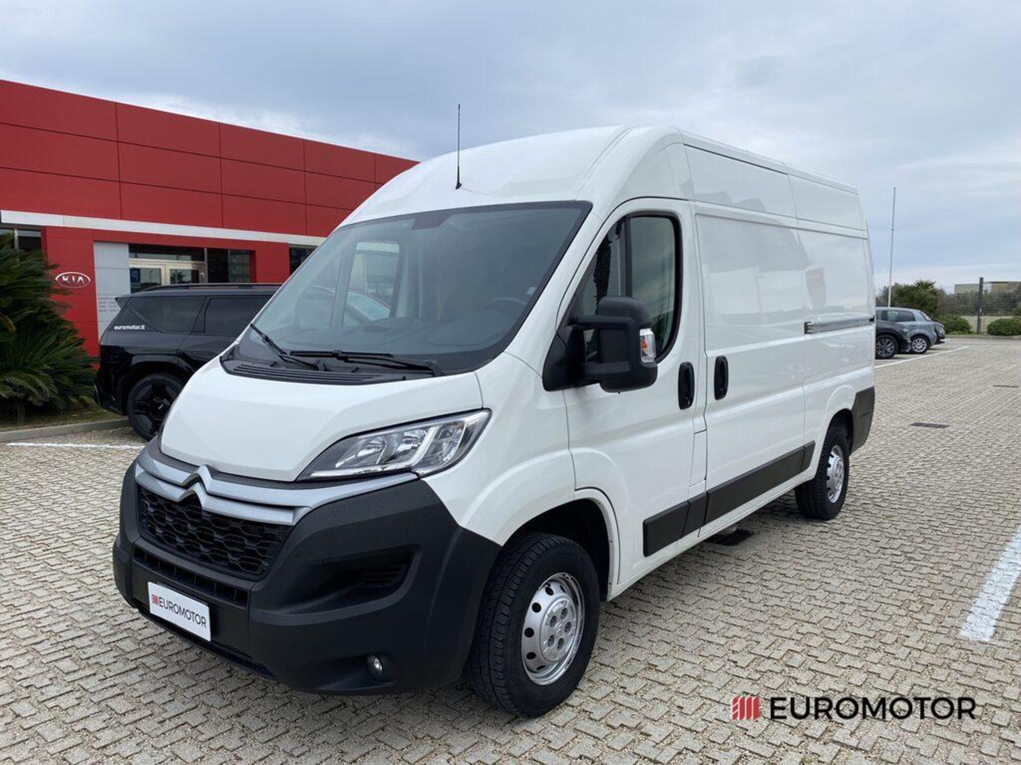 Citroen Jumper Furgone 35 BlueHDi 140 S&amp;S PC-TN Furgone Business  del 2020 usata a Modugno