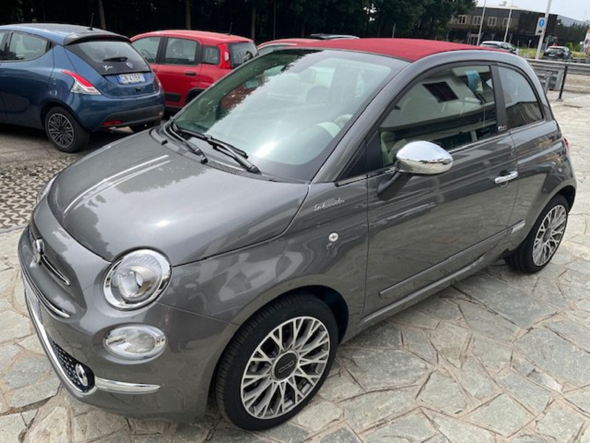 Fiat 500C Cabrio 1.0 Hybrid Dolcevita  del 2022 usata a Inveruno