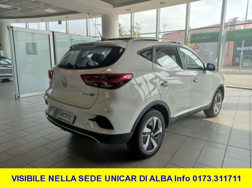 Mg ZS EV nuova a Cuneo (3)