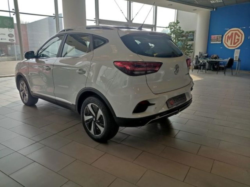 Mg ZS EV nuova a Cuneo (6)