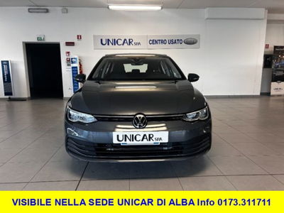 Volkswagen Golf 1.0 TSI EVO Life del 2023 usata a Alba