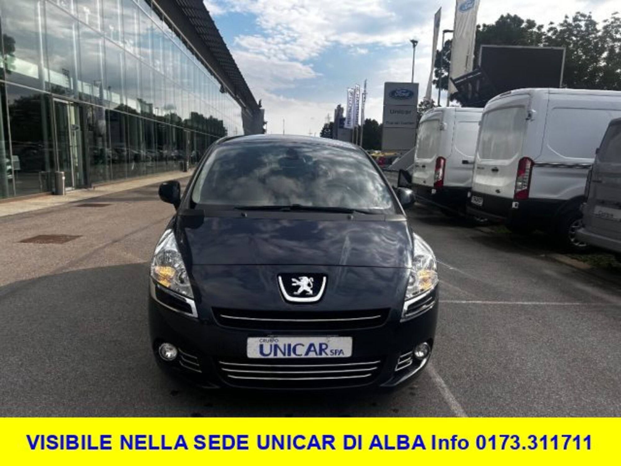 Peugeot 5008 2.0 HDi 163CV aut. Allure  del 2012 usata a Alba