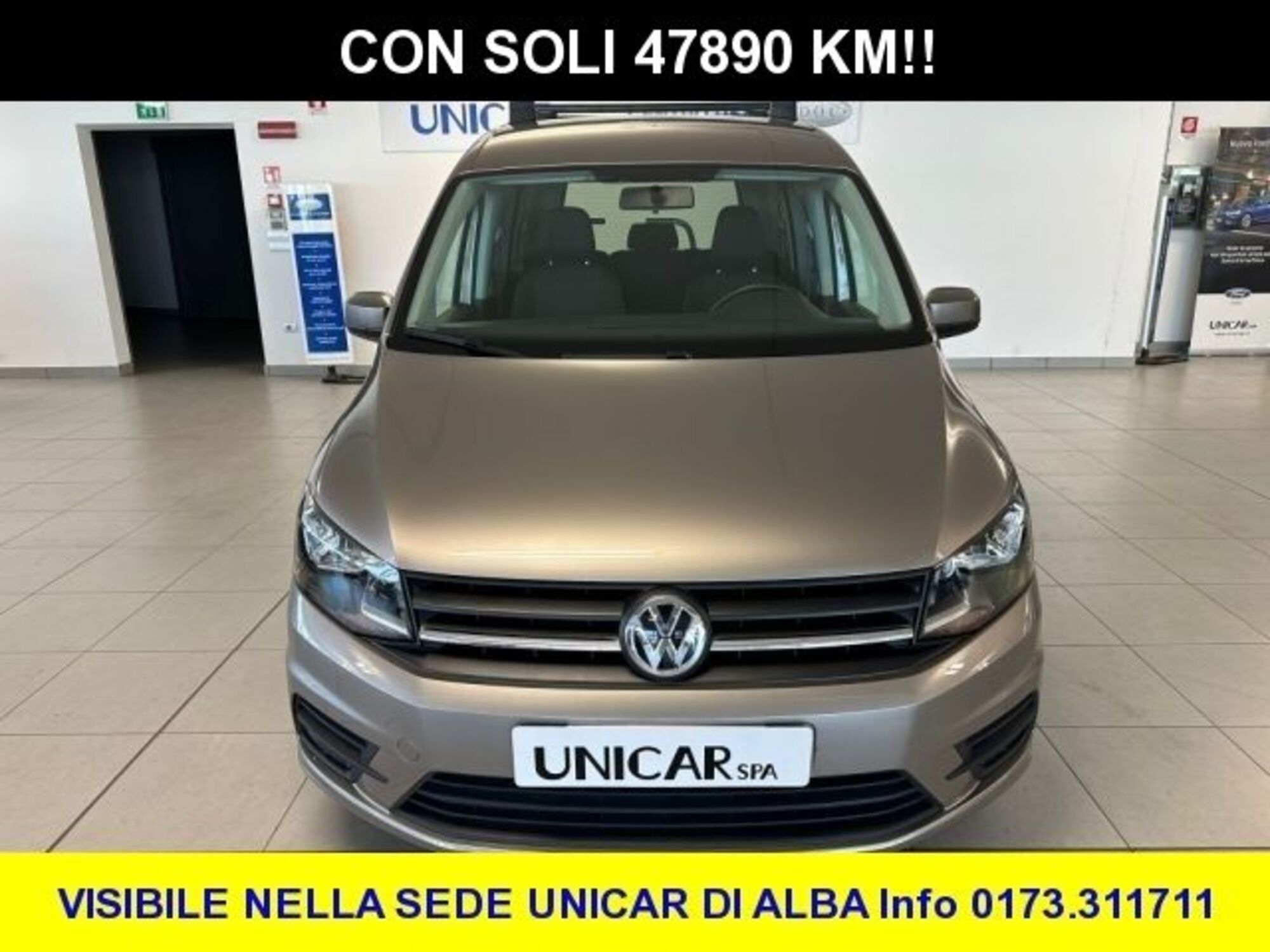 Volkswagen Caddy 2.0 TDI 102 CV Comfortline  del 2020 usata a Alba