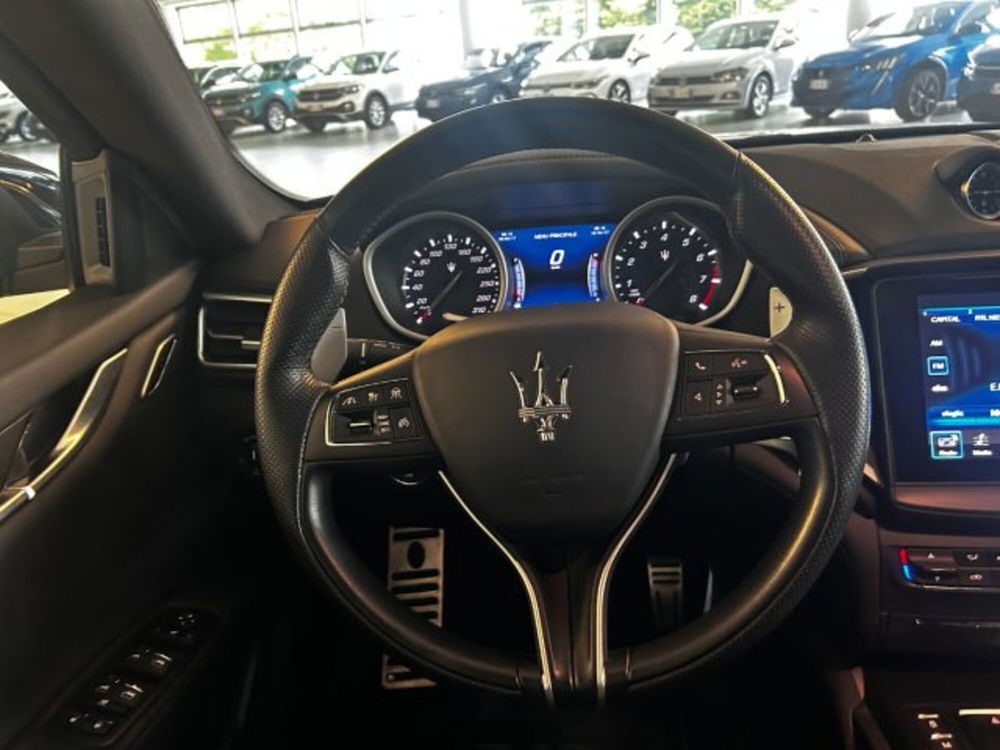 Maserati Ghibli usata a Cuneo (12)