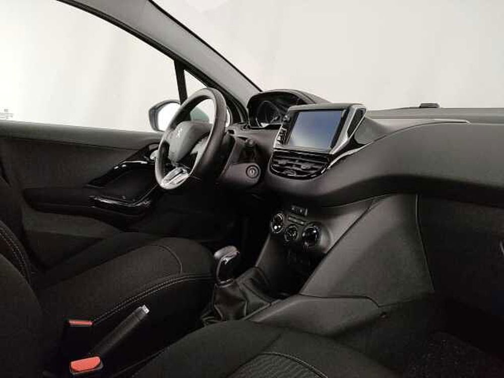 Peugeot 208 usata a Roma (7)