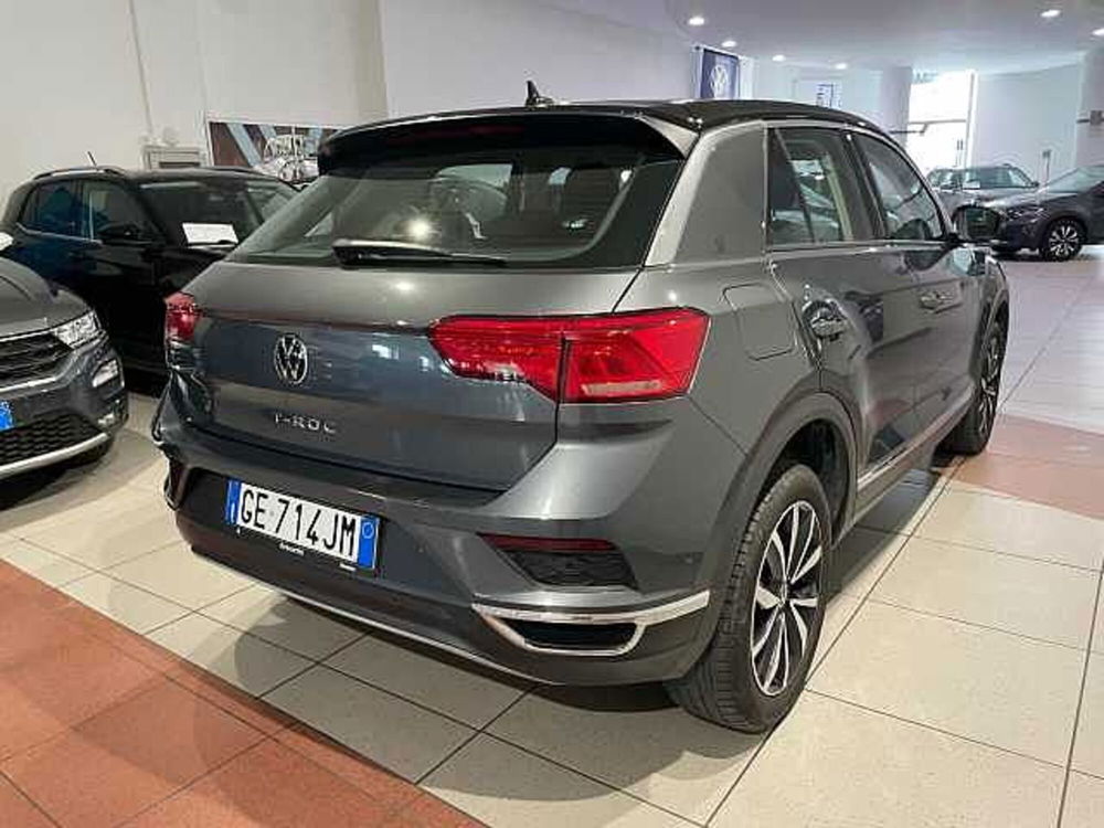 Volkswagen T-Roc usata a Genova (5)