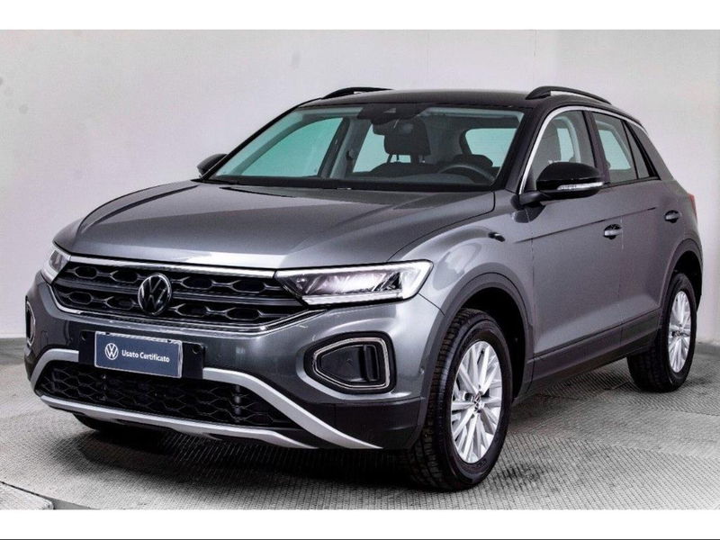 Volkswagen T-Roc 1.5 TSI ACT DSG Business BlueMotion Technology del 2022 usata a Paruzzaro