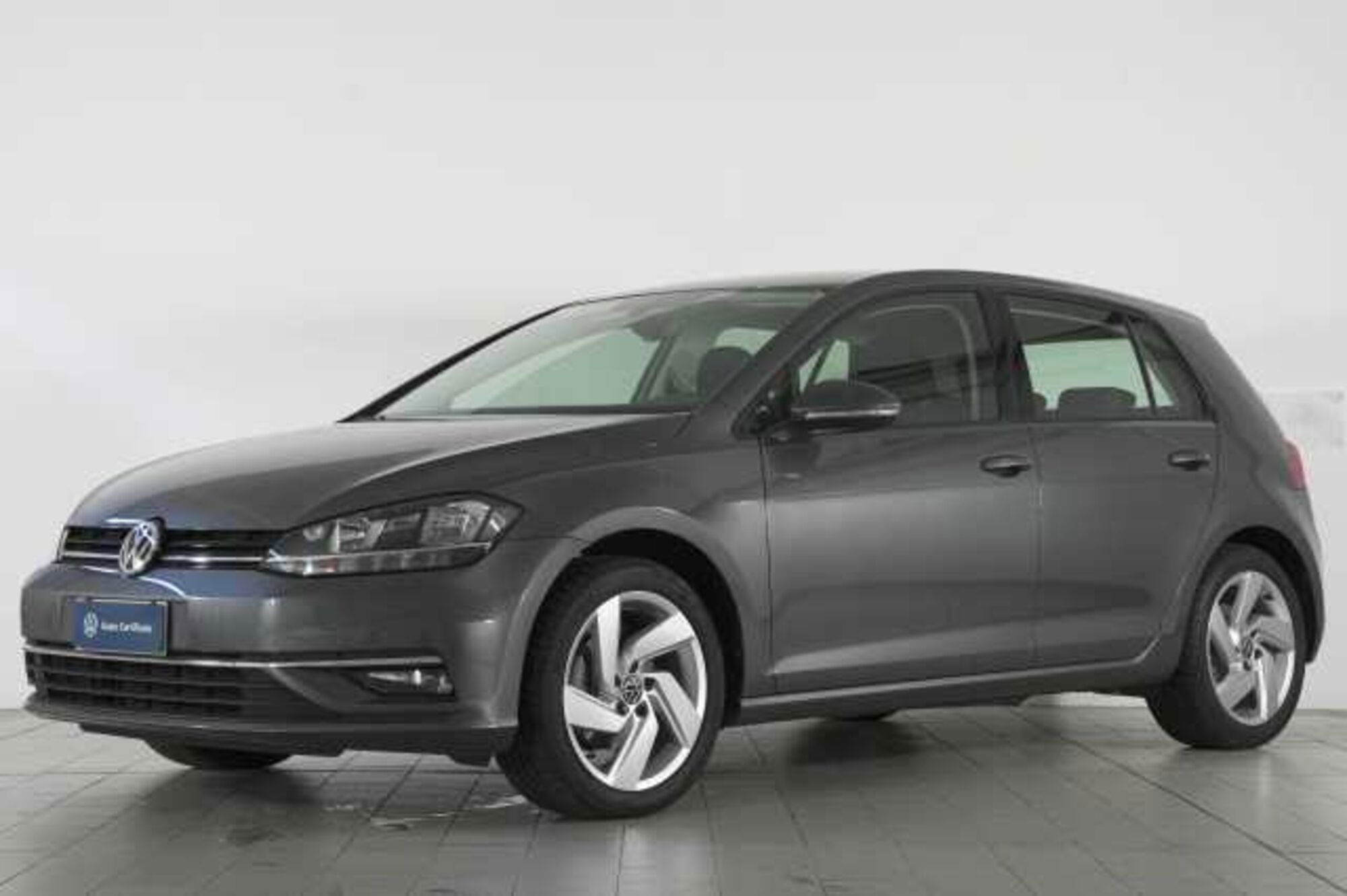 Volkswagen Golf Variant 2.0 TDI 150 CV DSG SCR 4Motion R-Line del 2020 usata a Barni