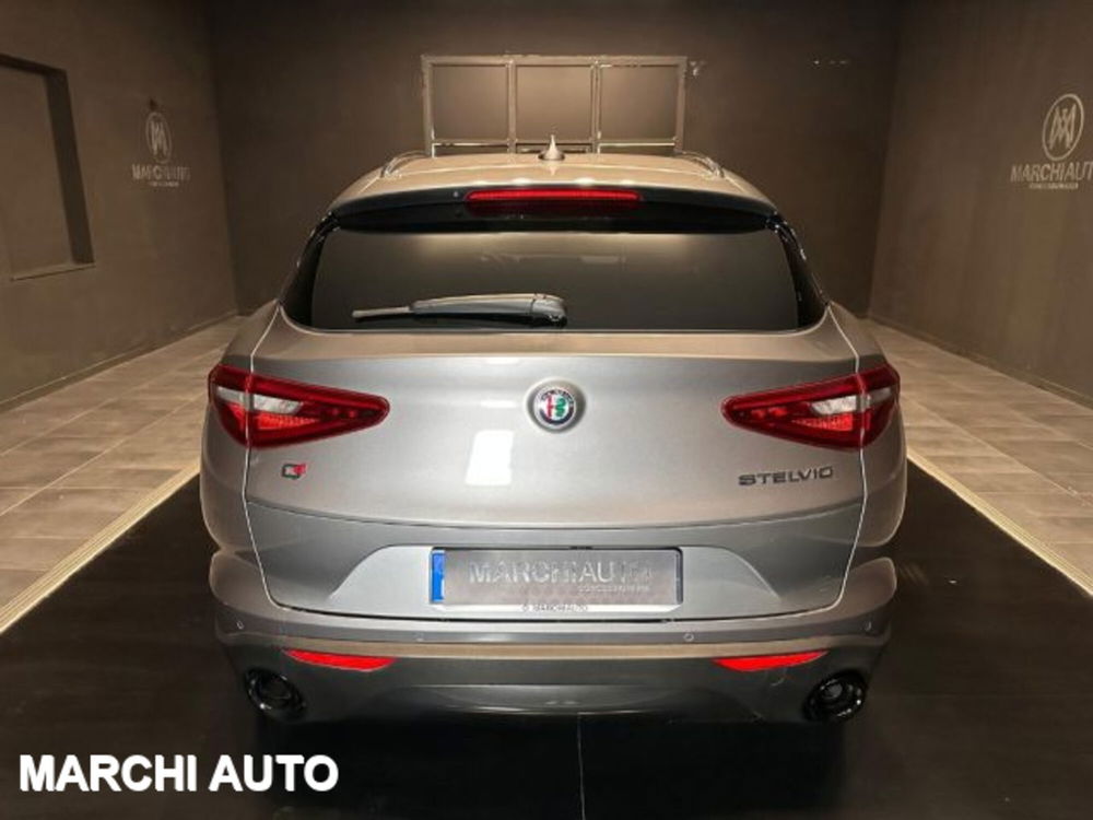 Alfa Romeo Stelvio usata a Perugia (6)