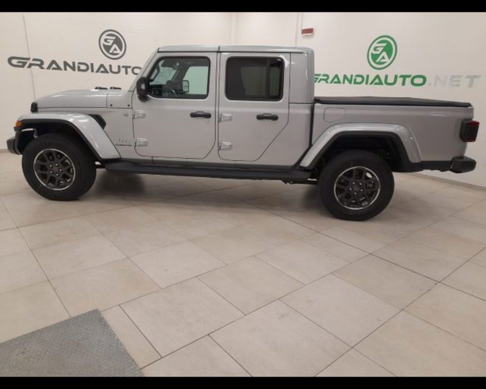 Jeep Gladiator nuova a Alessandria (4)