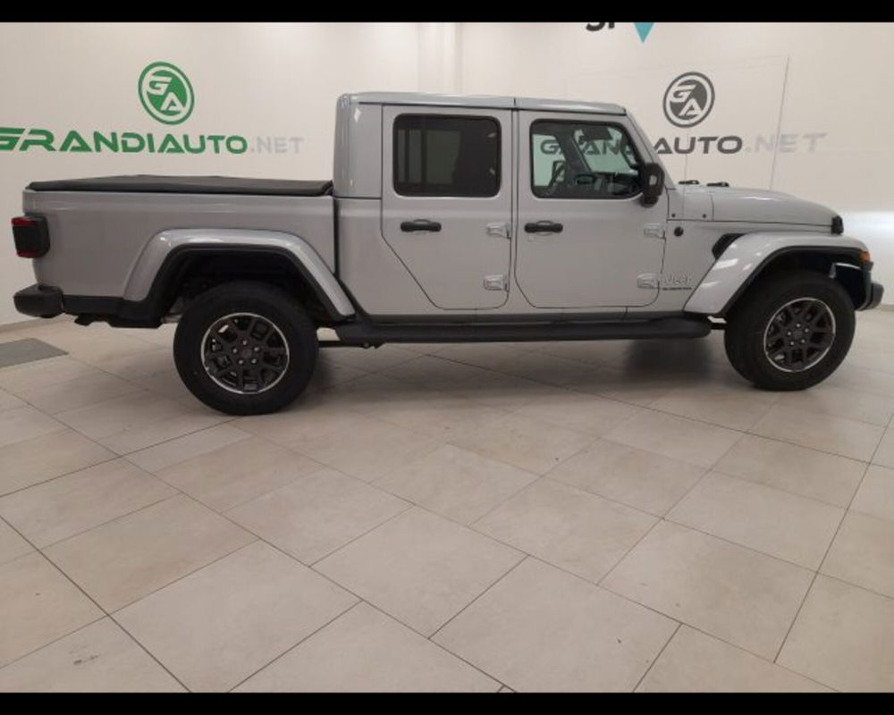 Jeep Gladiator nuova a Alessandria (5)