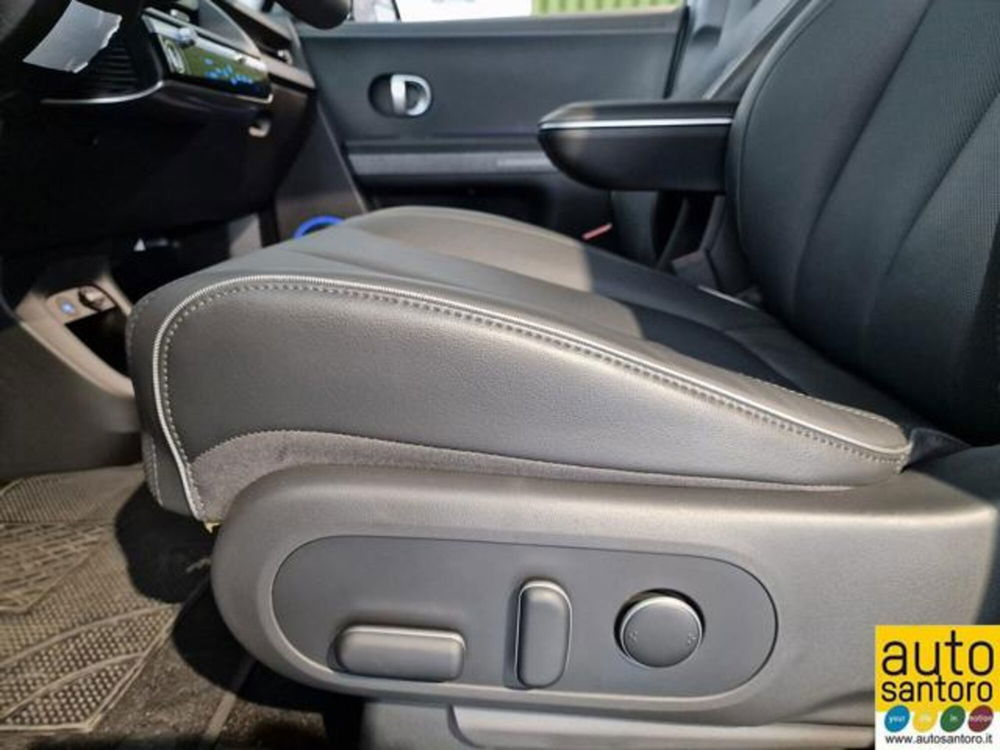 Hyundai Ioniq 5  nuova a Salerno (18)