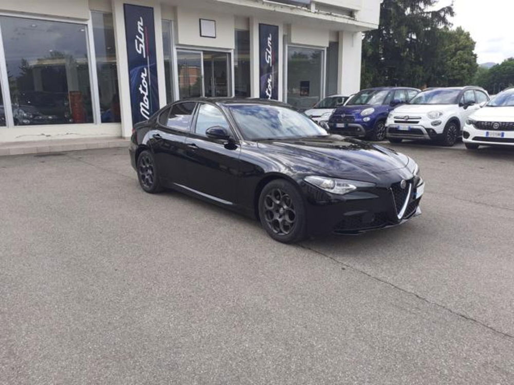 Alfa Romeo Giulia usata a Firenze (2)