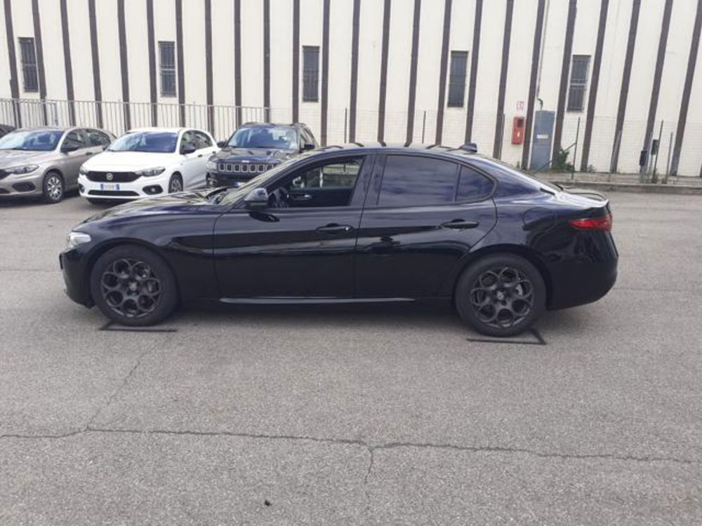 Alfa Romeo Giulia usata a Firenze (7)