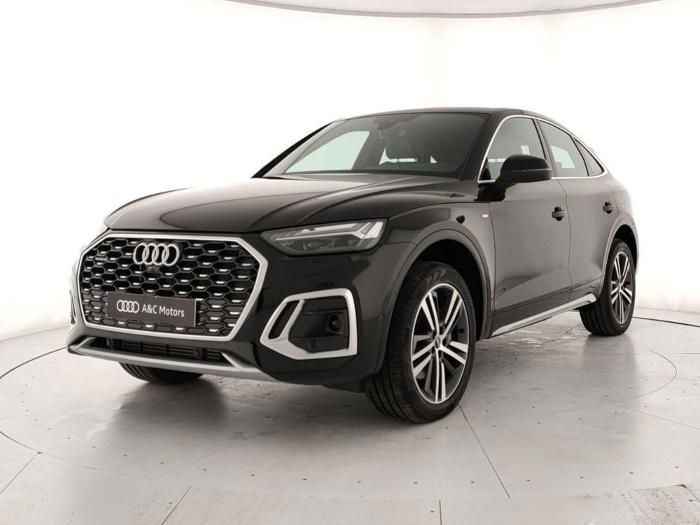 Audi Q5 Sportback nuova a Napoli