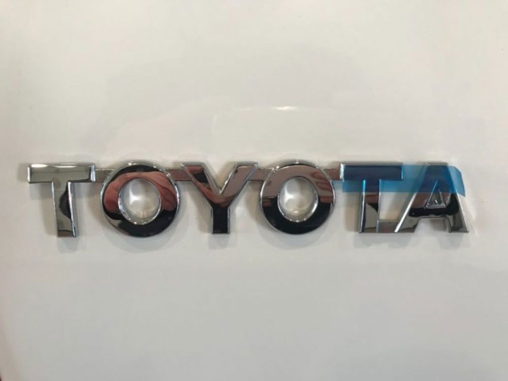 Toyota Hilux nuova a Cuneo (17)