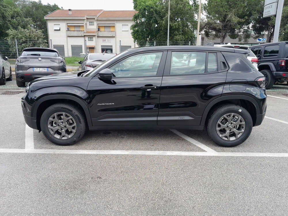 Jeep Avenger nuova a Ancona (8)