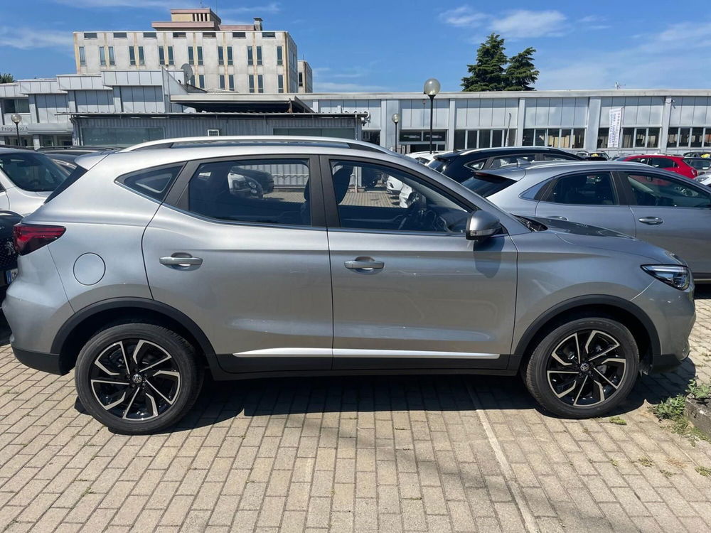 Mg ZS nuova a Milano (4)