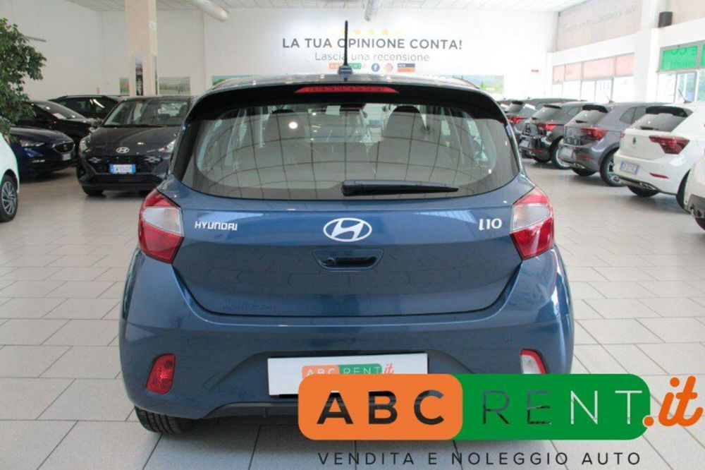 Hyundai i10 nuova a Milano (5)