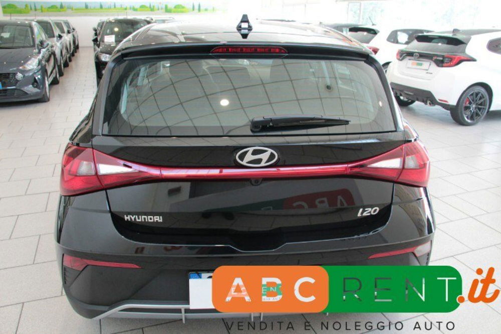 Hyundai i20 nuova a Milano (6)