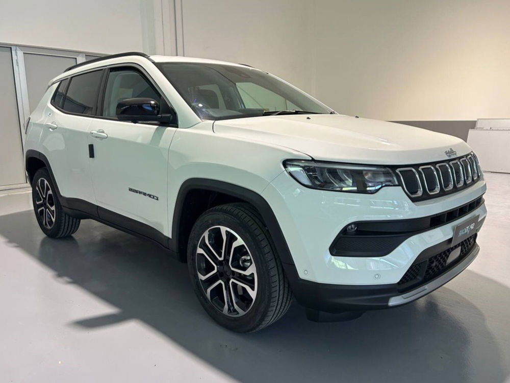 Jeep Compass nuova a Ancona (4)