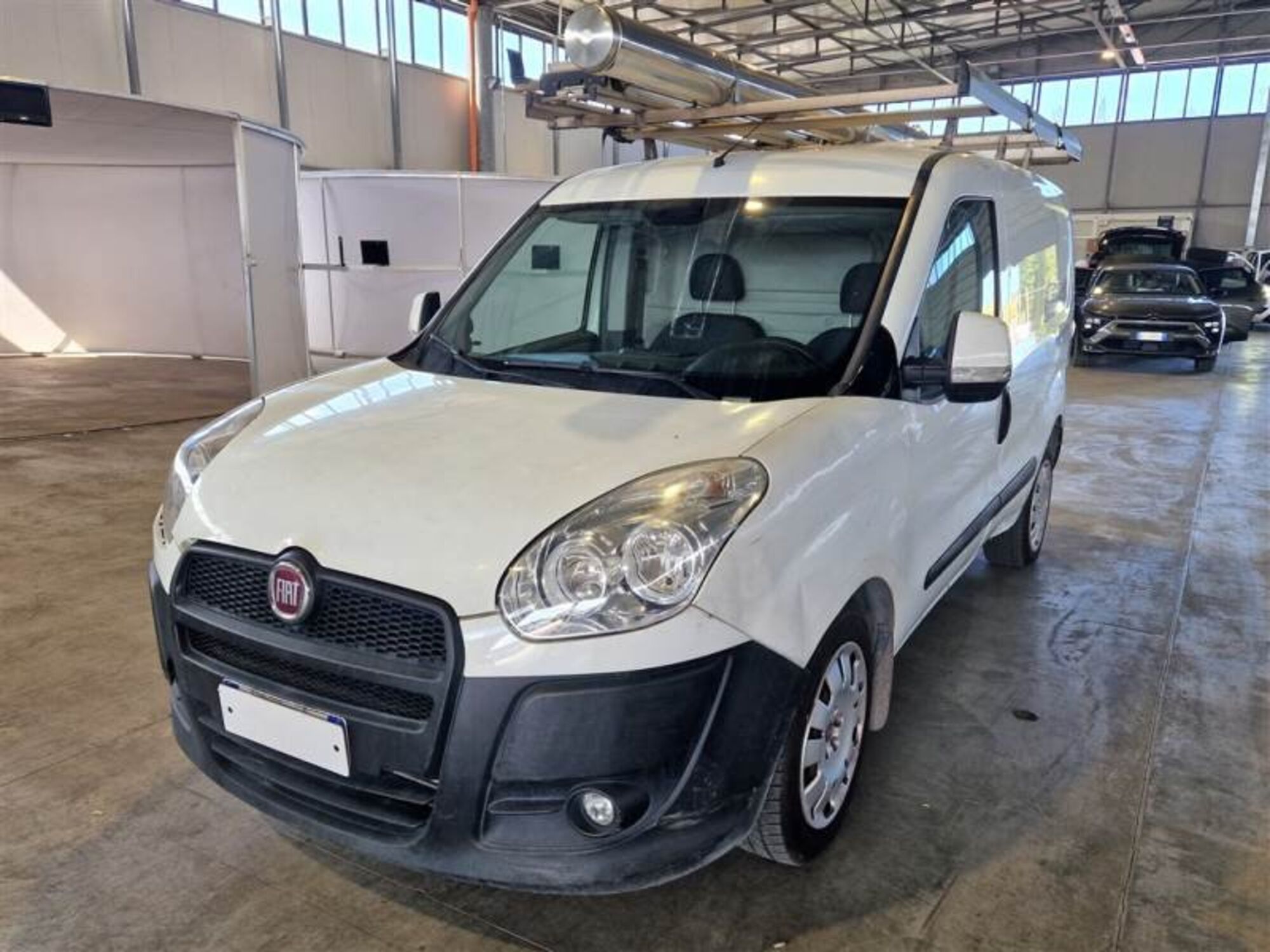 Fiat Dobl&ograve; Furgone 1.6 MJT 105CV PC-TN Cargo Lamierato SX  del 2014 usata a Cortona