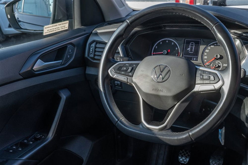 Volkswagen T-Cross usata a Torino (15)