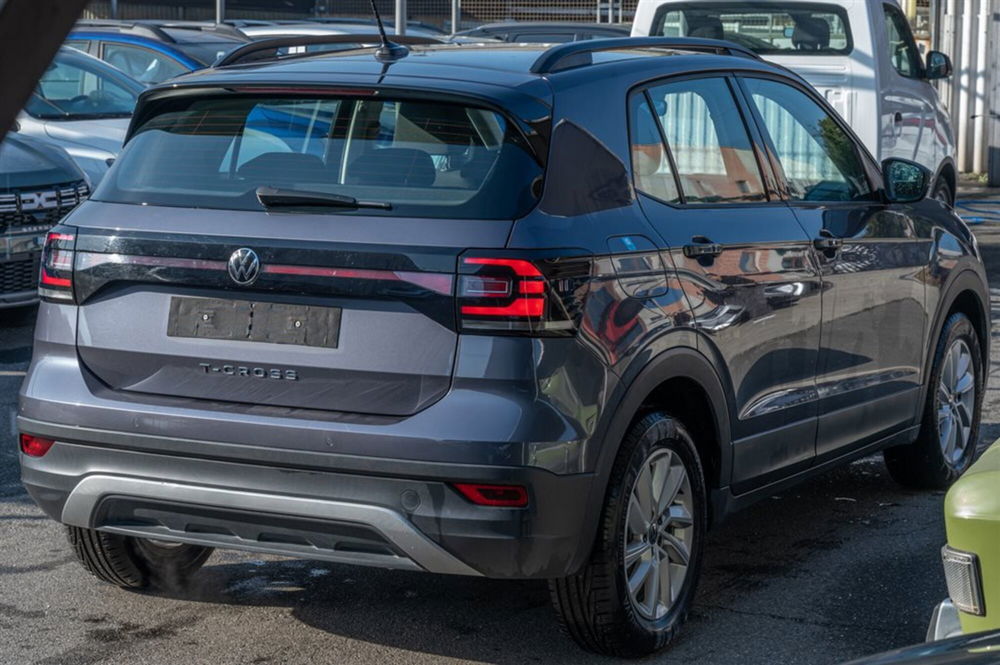 Volkswagen T-Cross usata a Torino (4)