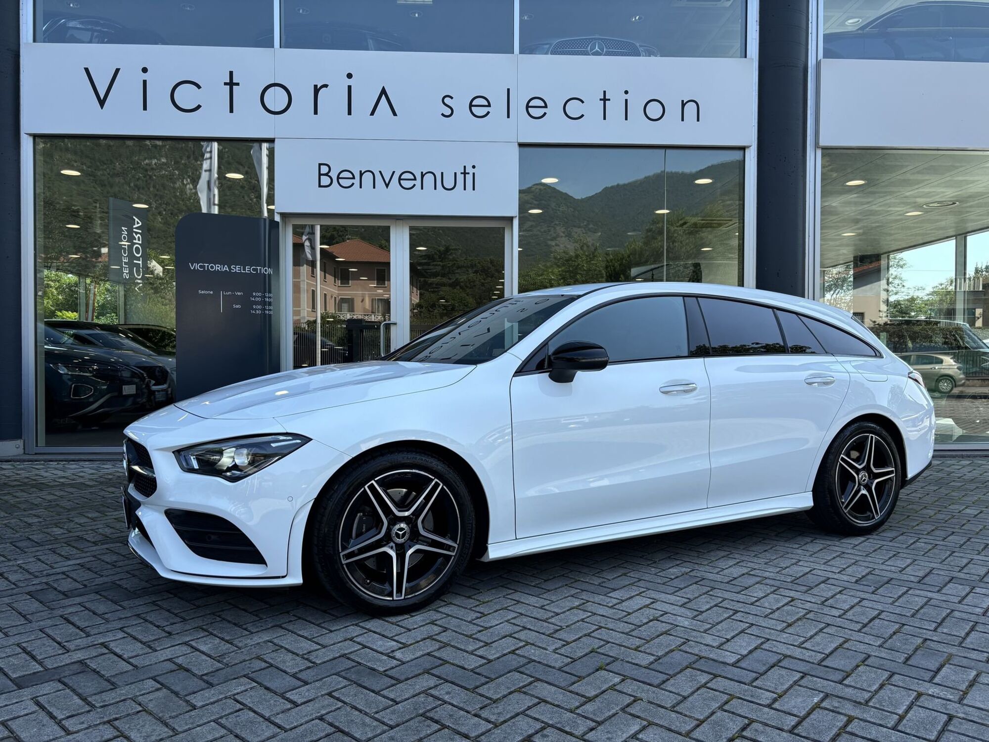 Mercedes-Benz CLA Shooting Brake 200 d Automatic 4Matic Shooting Brake Premium del 2022 usata a Brescia