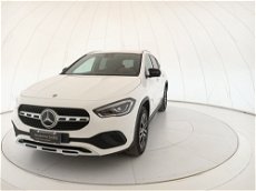 Mercedes-Benz GLA SUV 180 d Automatic Sport Plus del 2021 usata a Bari