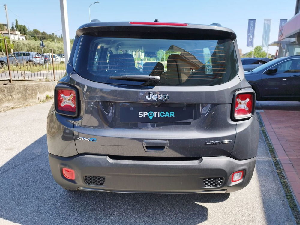 Jeep Renegade nuova a Arezzo (6)