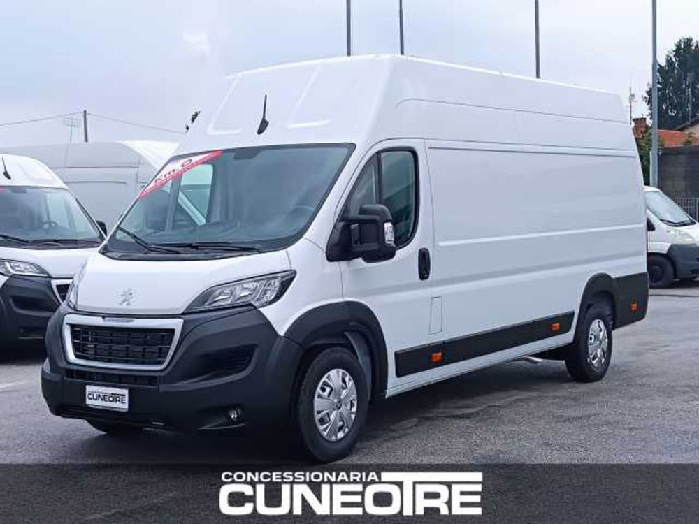 Peugeot Boxer Furgone nuova a Cuneo